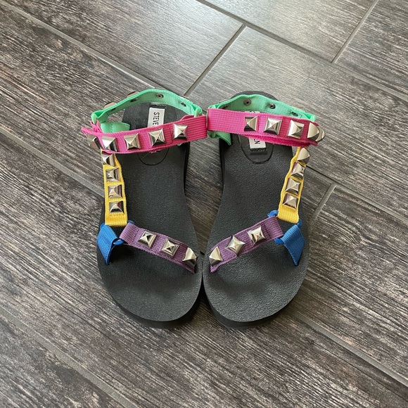 Steve Madden Studded Platform Sandals - Picture 2 of 5